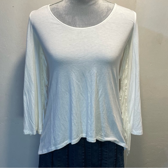 #0250 Express White Asymmetrical Long Fringed Sleeve Tee-XS - Picture 2 of 9